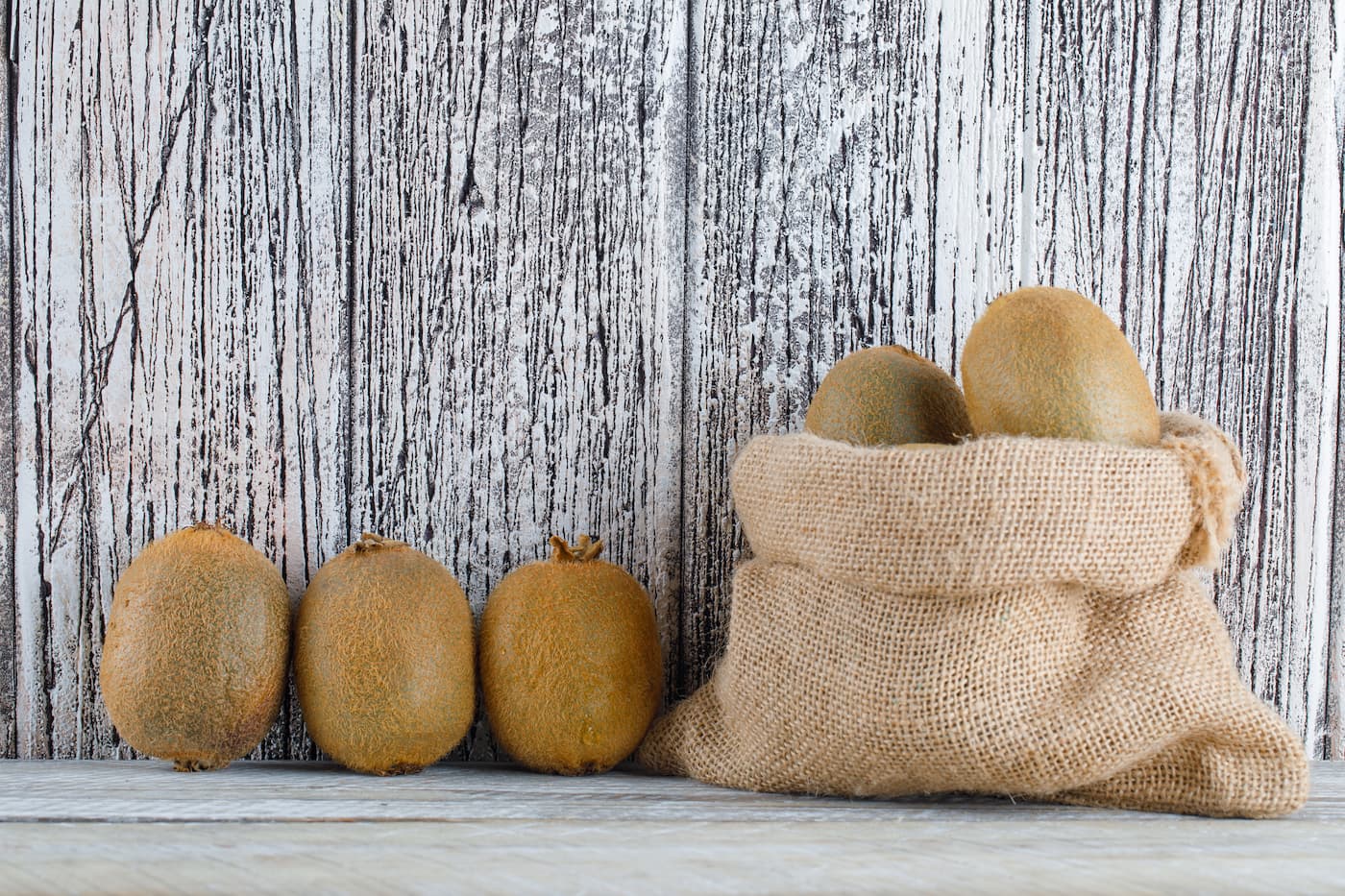 Con los sacos de yute de Polyproductos, encuentras protección natural para tus cultivos en época de lluvia o de frío Con los sacos de yute de Polyproductos, encuentras protección natural para tus cultivos en época de lluvia o de frío